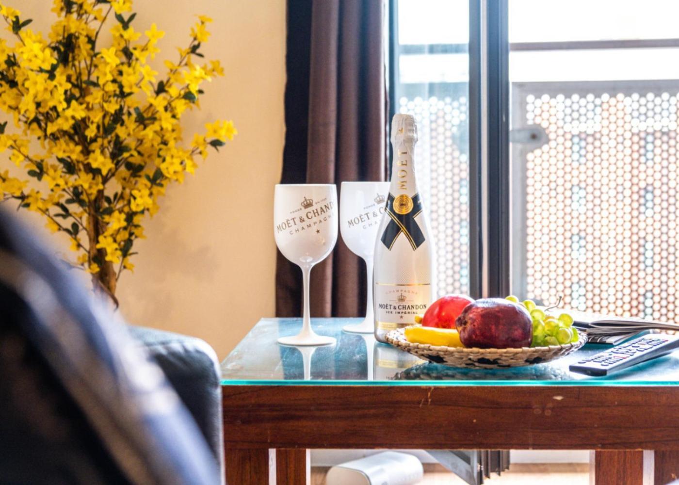 Chinatown - One Bed - Balcony - Secure Parking - Fast Wifi - Birmingham City Centre - 49A ภายนอก รูปภาพ