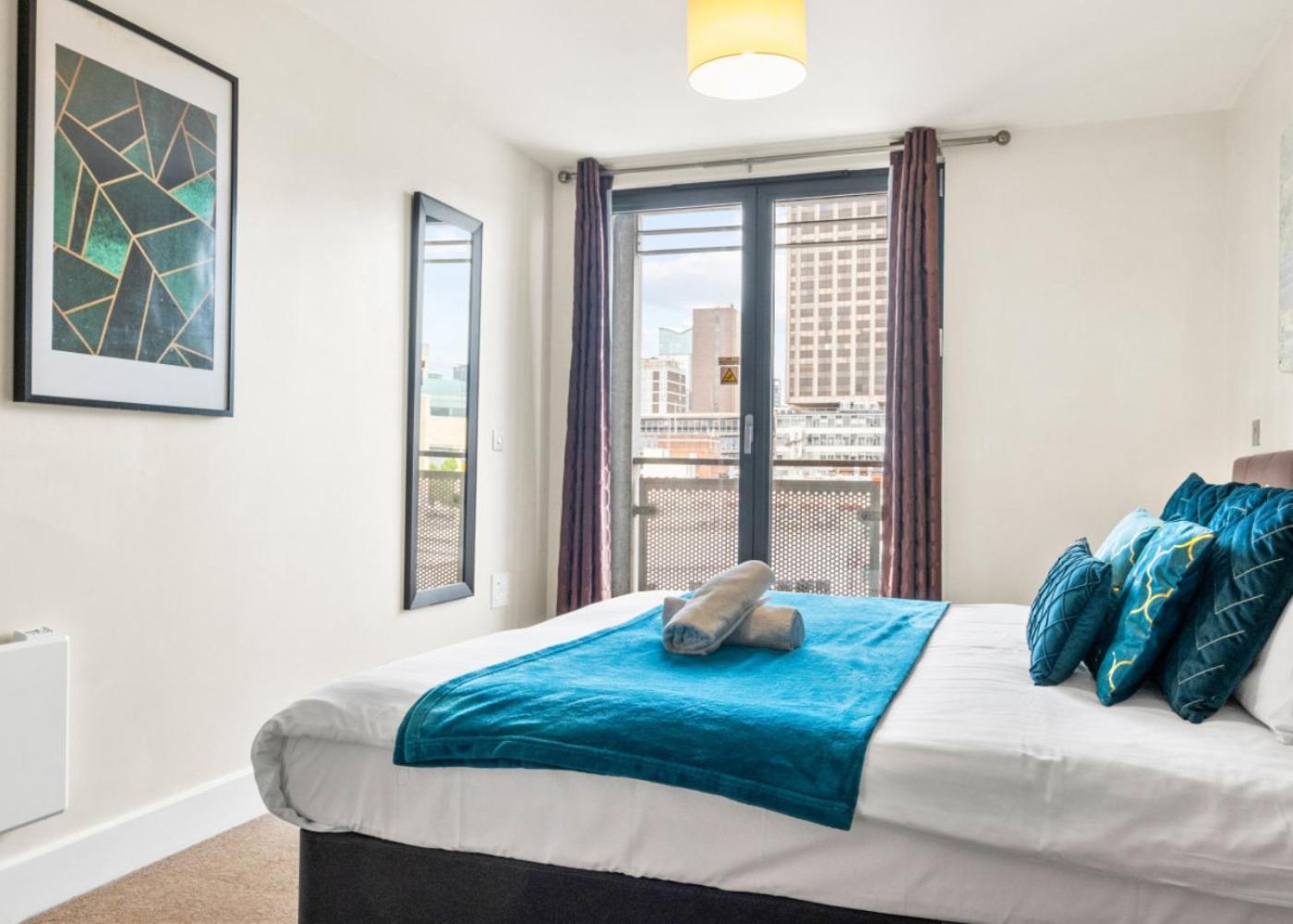 Chinatown - One Bed - Balcony - Secure Parking - Fast Wifi - Birmingham City Centre - 49A ภายนอก รูปภาพ