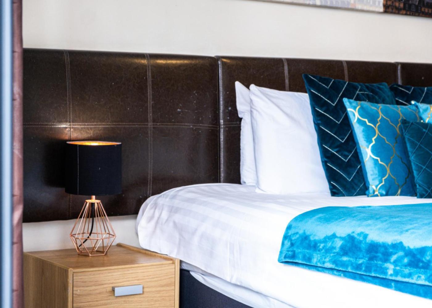 Chinatown - One Bed - Balcony - Secure Parking - Fast Wifi - Birmingham City Centre - 49A ภายนอก รูปภาพ